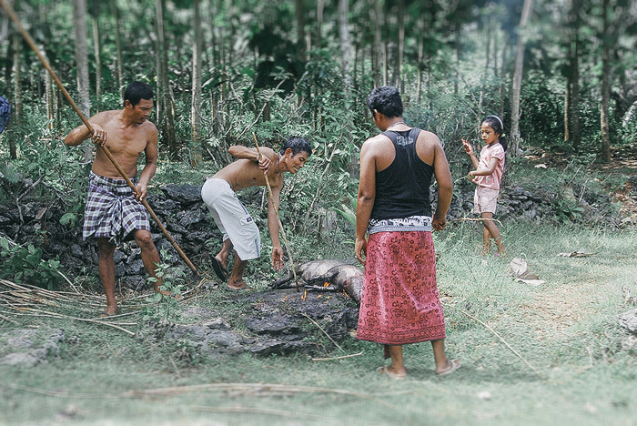 Apel Photography - Story Telling Photography - Culture - Street - Portrait - Bali - Budaya Photography - Stock Photo - nusa penida - devikha (1)