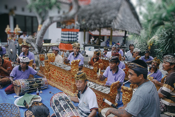 Apel Photography - Story Telling Photography - Culture - Street - Portrait - Bali - Budaya Photography - Stock Photo - nusa penida - devikha (29)
