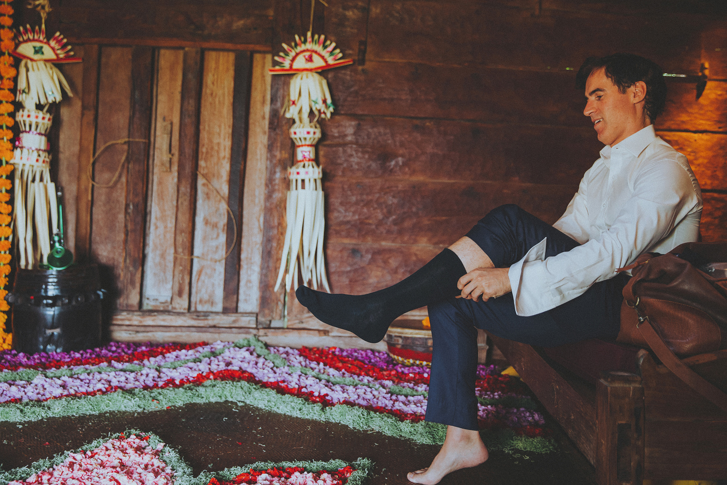 ApelPhotographyh-bambuindahwedding-ubudweddingphotographers-baliweddingphotograhpers-bestphotographersinbali-junebugwedding-lombokphotographers-43