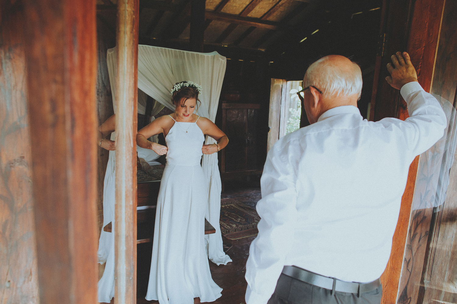 ApelPhotographyh-bambuindahwedding-ubudweddingphotographers-baliweddingphotograhpers-bestphotographersinbali-junebugwedding-lombokphotographers-48