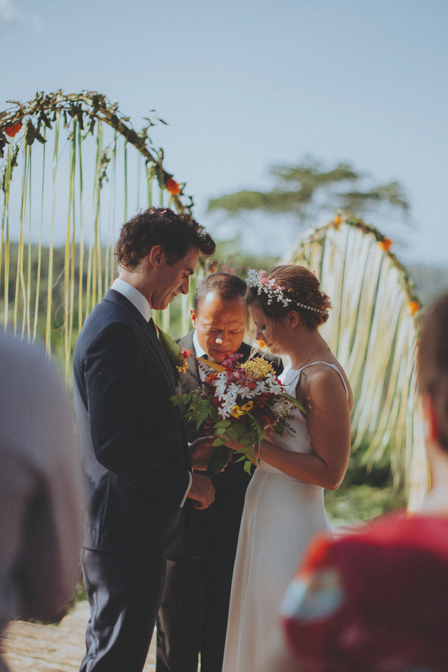 ApelPhotographyh-bambuindahwedding-ubudweddingphotographers-baliweddingphotograhpers-bestphotographersinbali-junebugwedding-lombokphotographers-59