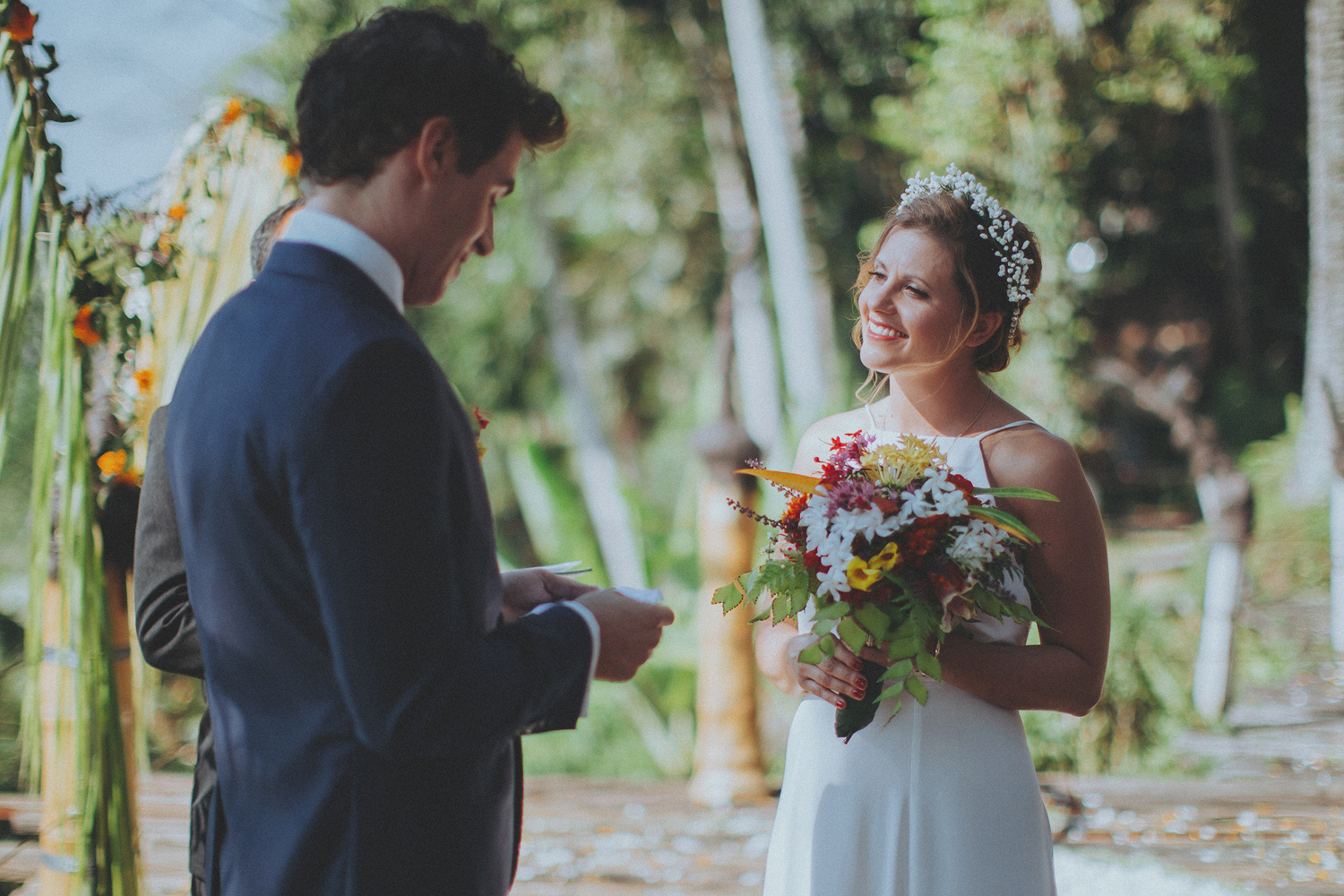 ApelPhotographyh-bambuindahwedding-ubudweddingphotographers-baliweddingphotograhpers-bestphotographersinbali-junebugwedding-lombokphotographers-60