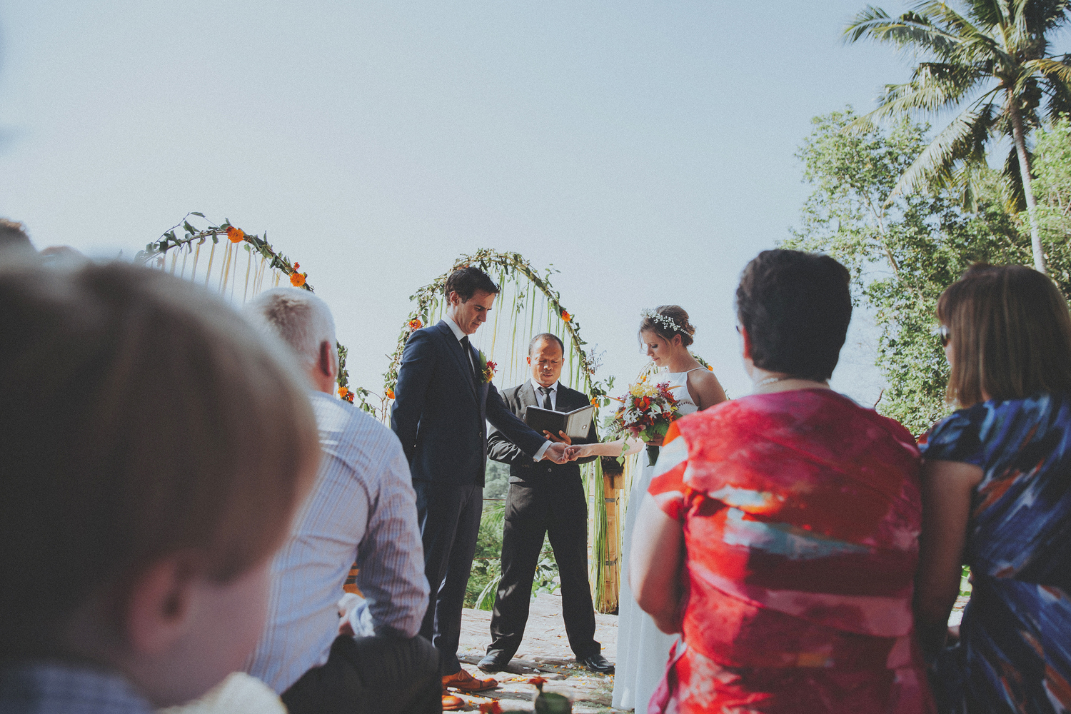 ApelPhotographyh-bambuindahwedding-ubudweddingphotographers-baliweddingphotograhpers-bestphotographersinbali-junebugwedding-lombokphotographers-64