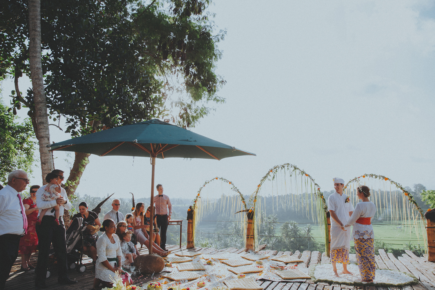ApelPhotographyh-bambuindahwedding-ubudweddingphotographers-baliweddingphotograhpers-bestphotographersinbali-junebugwedding-lombokphotographers-83