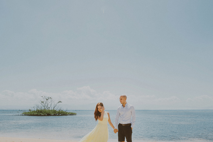 baliphotographers-baliweddingphoto-apelphotography-lembonganweddingphotography-lombokphotoswedding-engagement-preweddinginbali-pandeheryana_17_