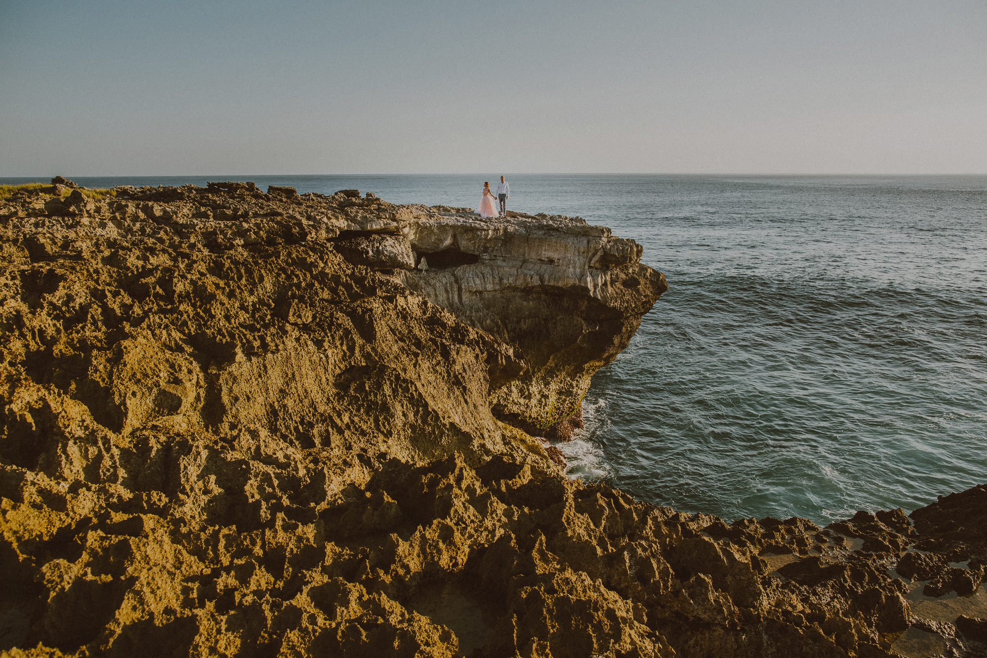 baliphotographers-baliweddingphoto-apelphotography-lembonganweddingphotography-lombokphotoswedding-engagement-preweddinginbali-pandeheryana_22