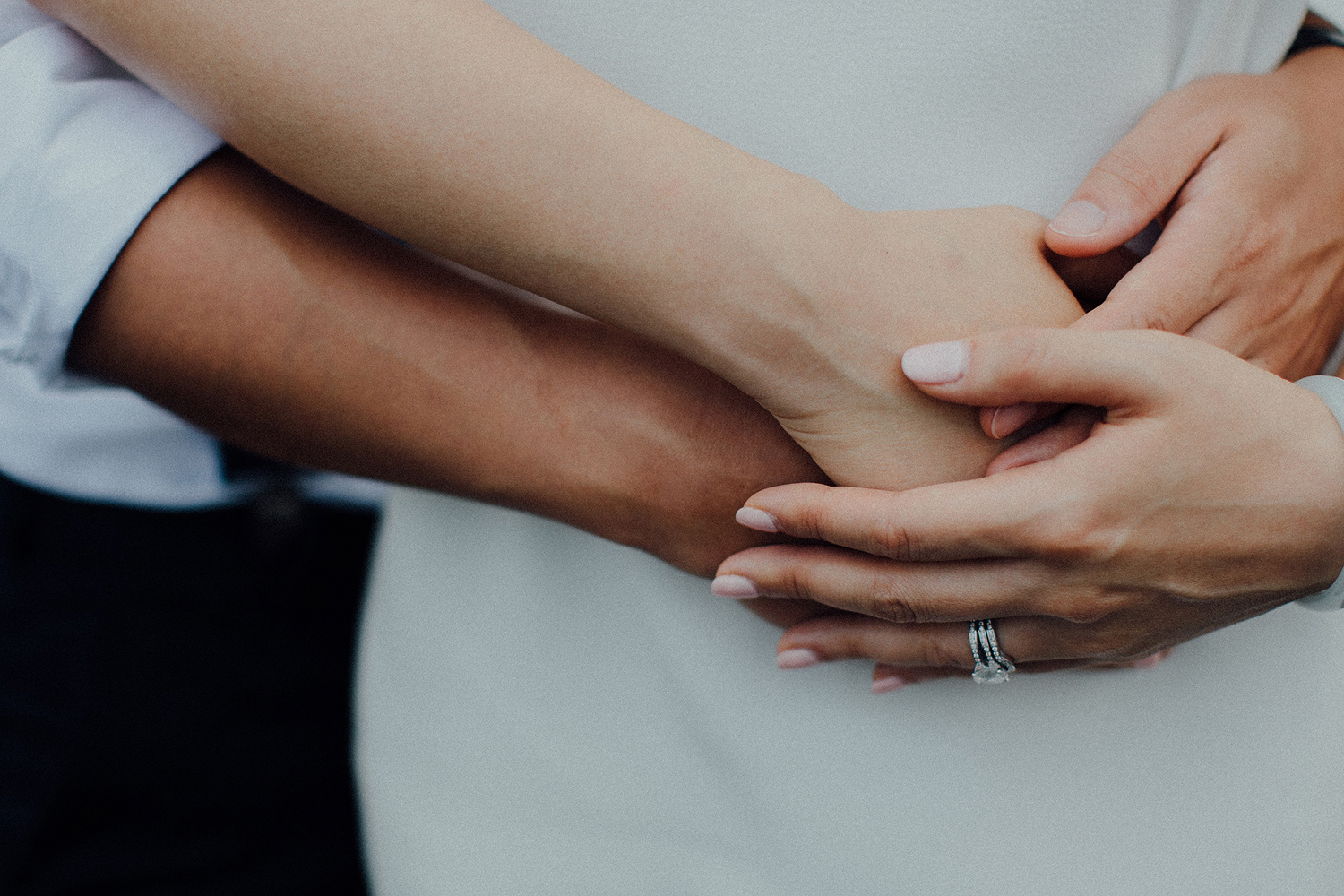 baliweddingphotographers-lembonganislandwedding-lombokweddingphotographers-pandeheryana-engagement-postweddinginbali-baliphotographers-12
