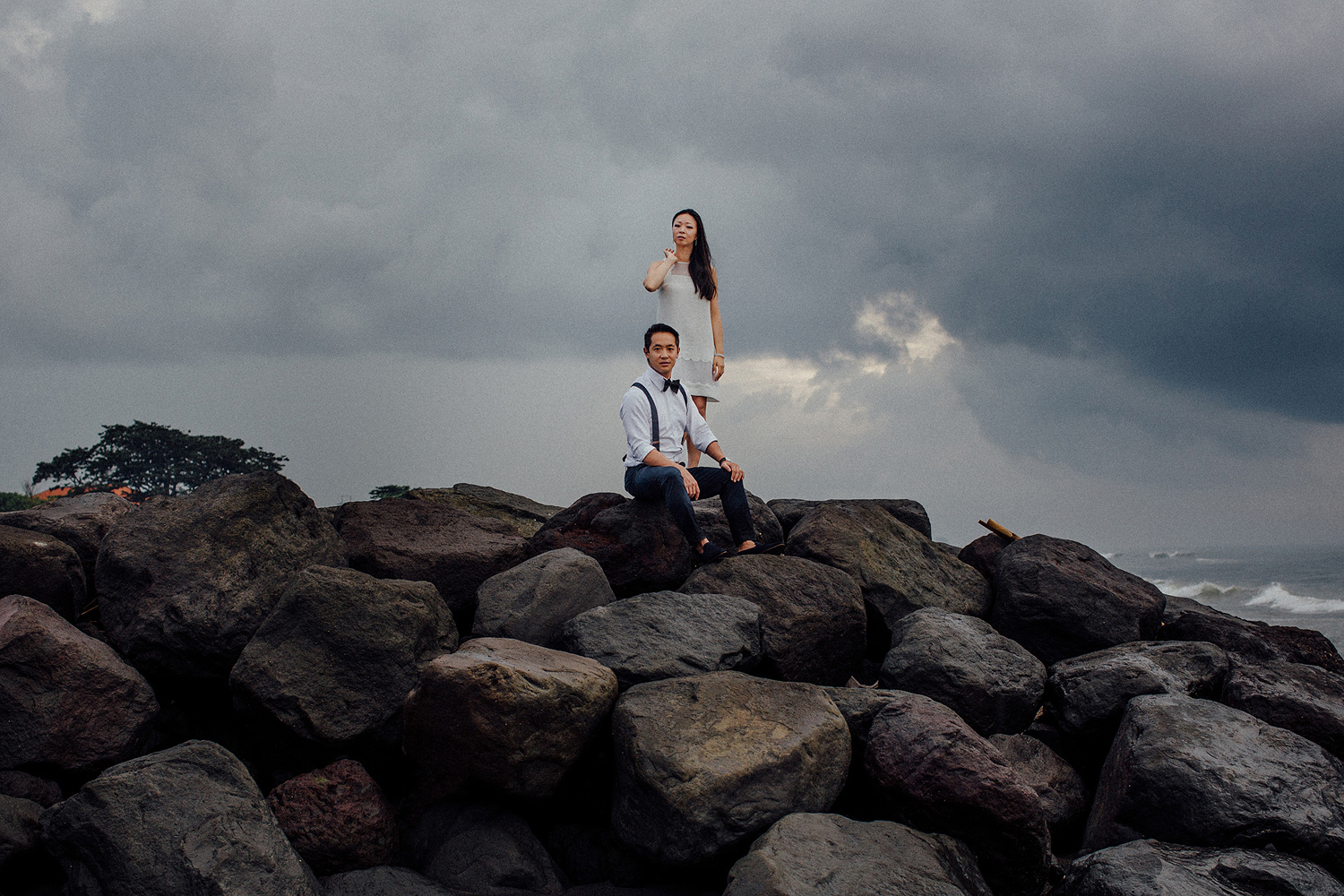 baliweddingphotographers-lembonganislandwedding-lombokweddingphotographers-pandeheryana-engagement-postweddinginbali-baliphotographers-2