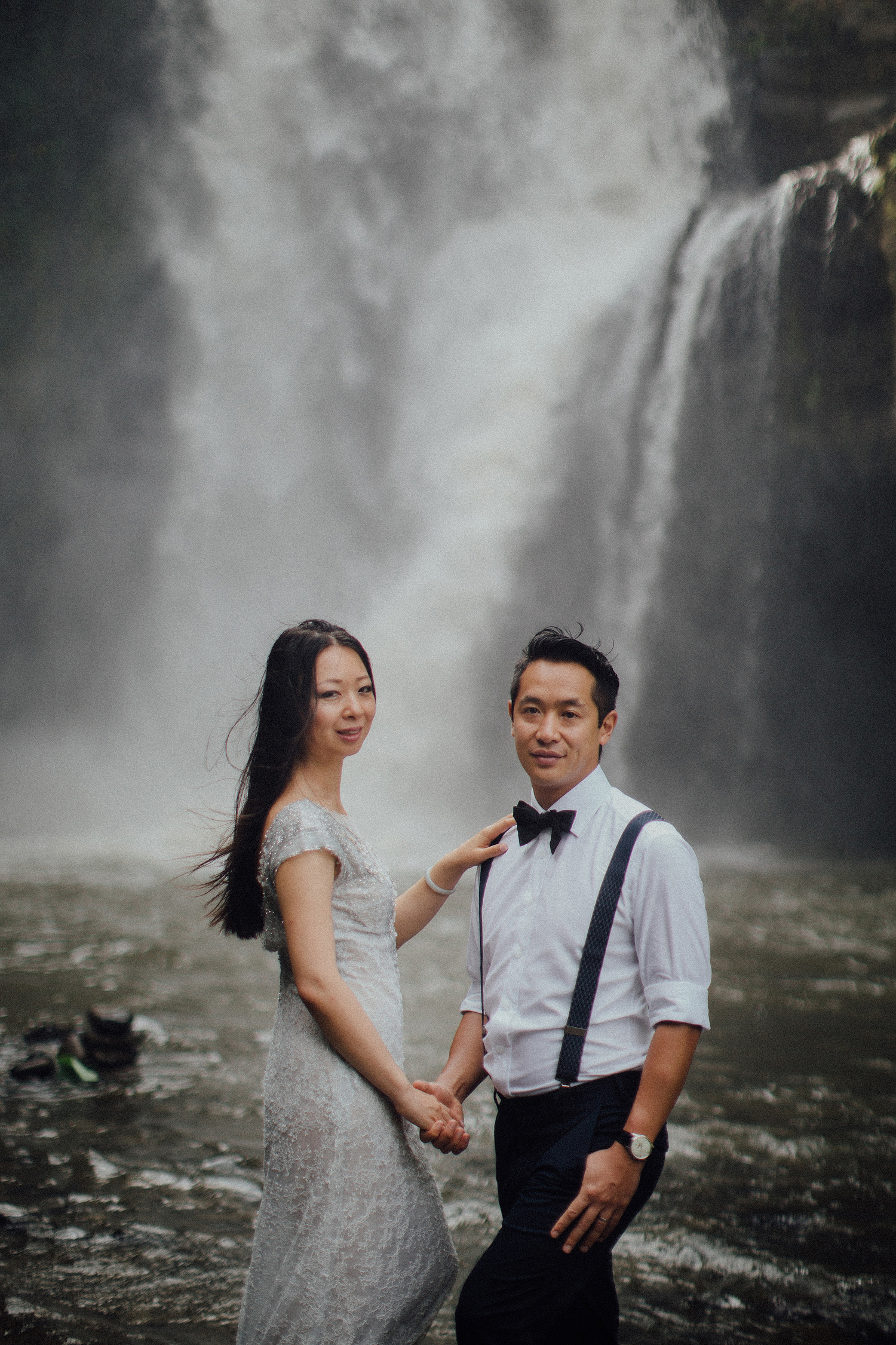 baliweddingphotographers-lembonganislandwedding-lombokweddingphotographers-pandeheryana-engagement-postweddinginbali-baliphotographers-24