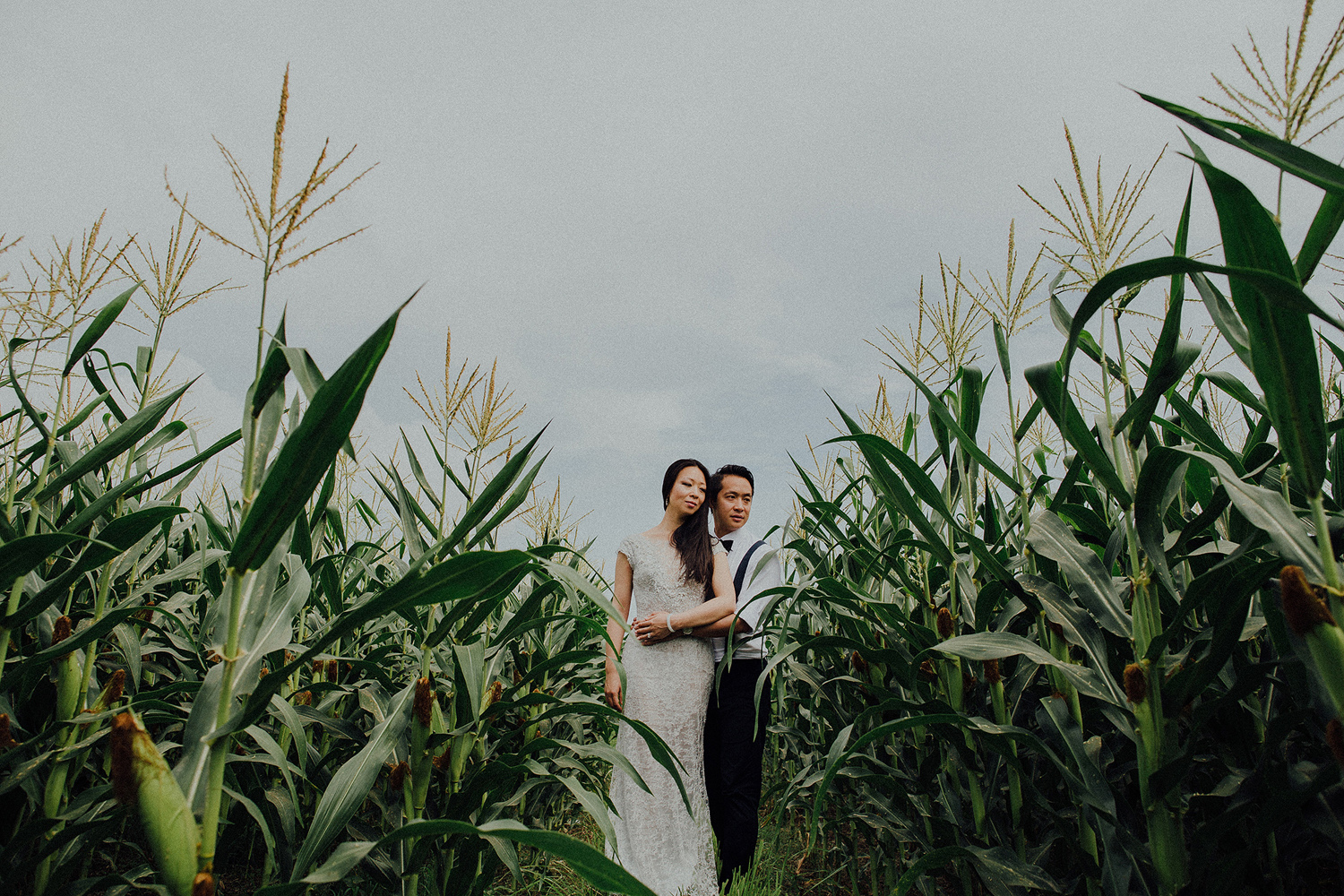 baliweddingphotographers-lembonganislandwedding-lombokweddingphotographers-pandeheryana-engagement-postweddinginbali-baliphotographers-28