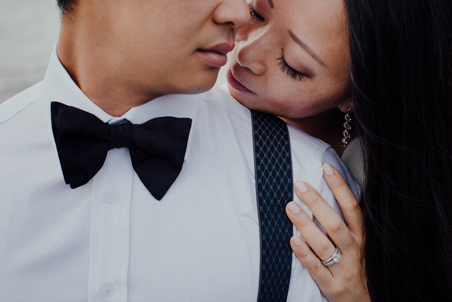 baliweddingphotographers-lembonganislandwedding-lombokweddingphotographers-pandeheryana-engagement-postweddinginbali-baliphotographers-3