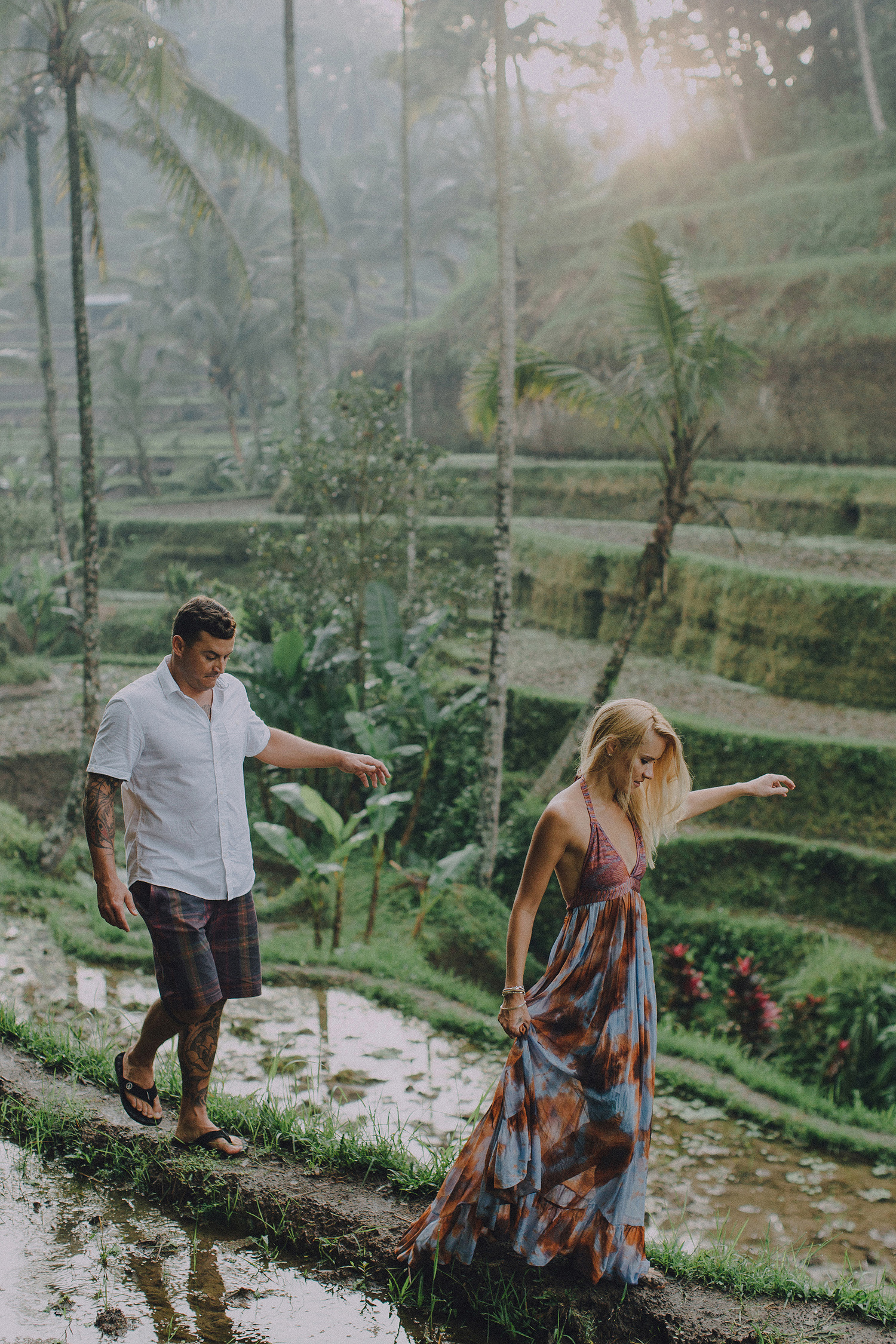 baliweddingphotographers-photographersinbali-engagementphotography-postweddinginbali-ubudweddingphotographers-pandeheryana-23
