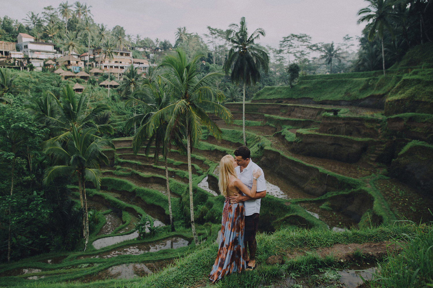 baliweddingphotographers-photographersinbali-engagementphotography-postweddinginbali-ubudweddingphotographers-pandeheryana-29