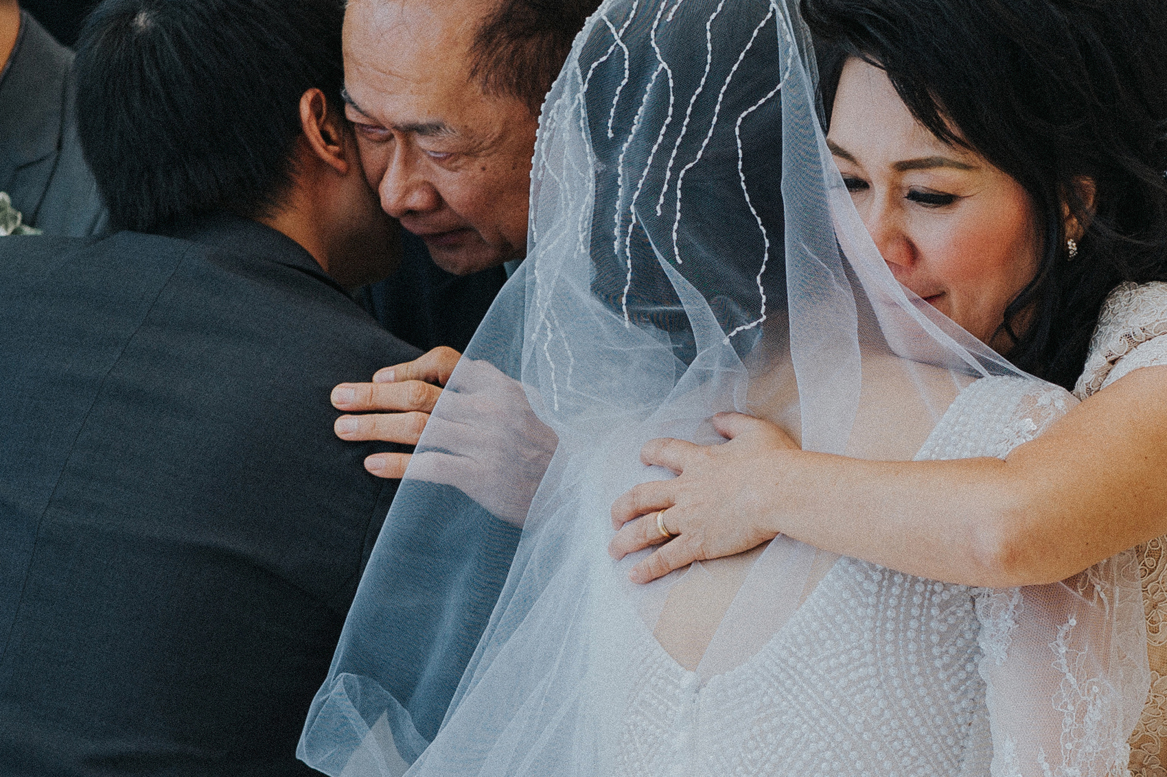 apelphotography-tirthauluwatuwedding-tirtabridalwedding-baliweddingphotographers-pandeheryana_37