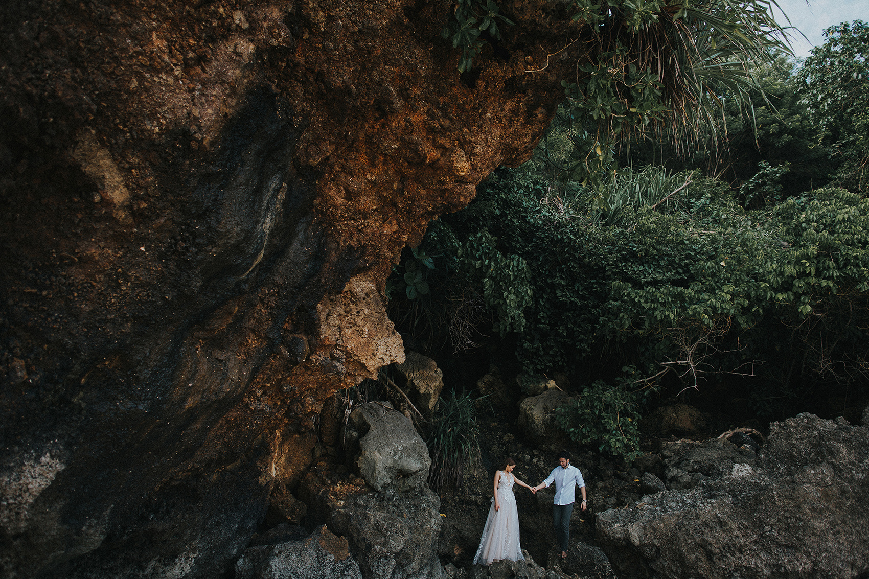 balipreweddingphotographers-pandeheryana-engagementphotography-baliweddingphotographers-melastibeachuluwatu-8