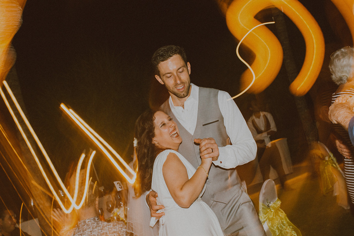 Pandeheryana_baliweddingphotography-baliwedding-photographersinbali-weddingatJeevaSaba-lombokweddingphoto-lembonganweddingphoto-nusapenida-bestweddingphotographers_200