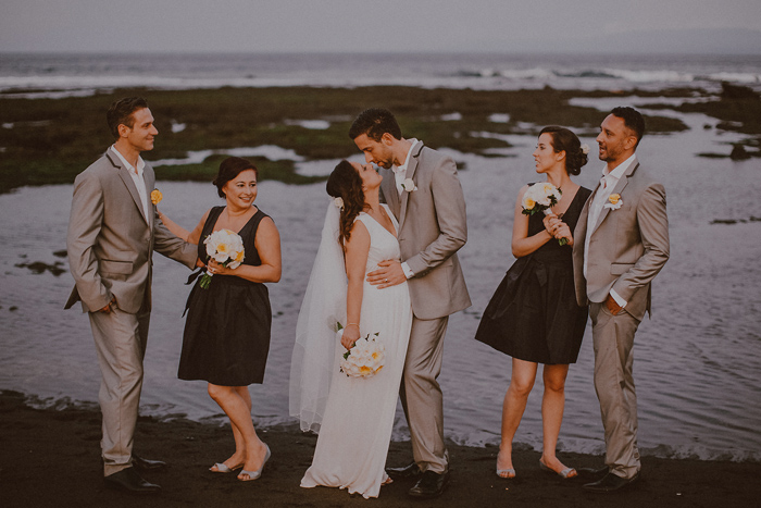 Pandeheryana_baliweddingphotography-baliwedding-photographersinbali-weddingatJeevaSaba-lombokweddingphoto-lembonganweddingphoto-nusapenida-bestweddingphotographers_93