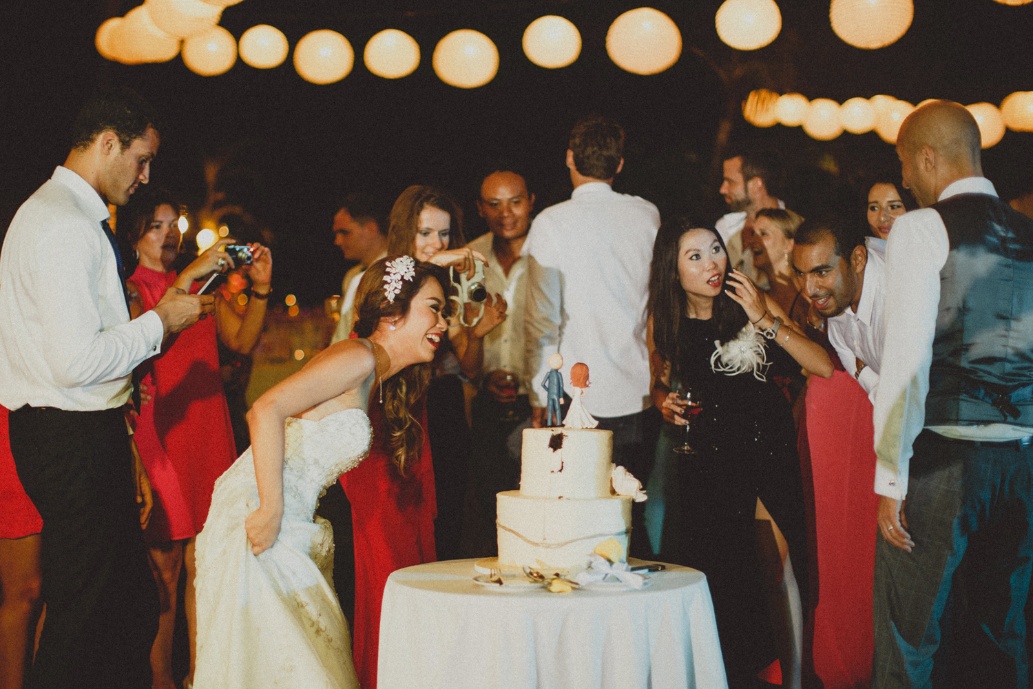 Baliweddingphotographers-arikavillaweddingcanggu-baliwedding-pandeheryana-destinationwedding-109