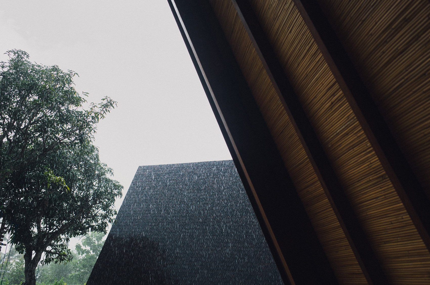 ricohGR2-ricohGRII-pocketcamera-apelphotography-reviewcamera-7