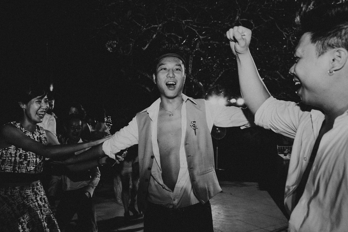 ApelPhotographyh-amanusavillaweddingamanusanusadua-weddingphotography-photographersinbali-lombokweddingphotographers-lembonganaweddingphotgraphers-104