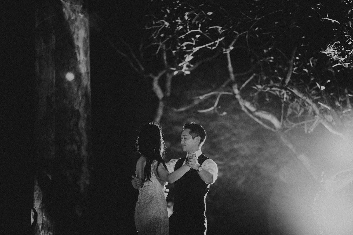 ApelPhotographyh-amanusavillaweddingamanusanusadua-weddingphotography-photographersinbali-lombokweddingphotographers-lembonganaweddingphotgraphers-94